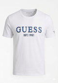 تي شيرت رجالي بقصة ضيقة من Guess