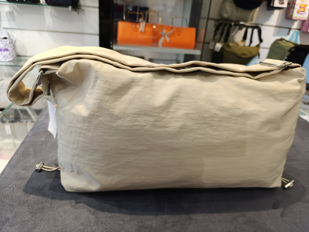 Women's beige handbag