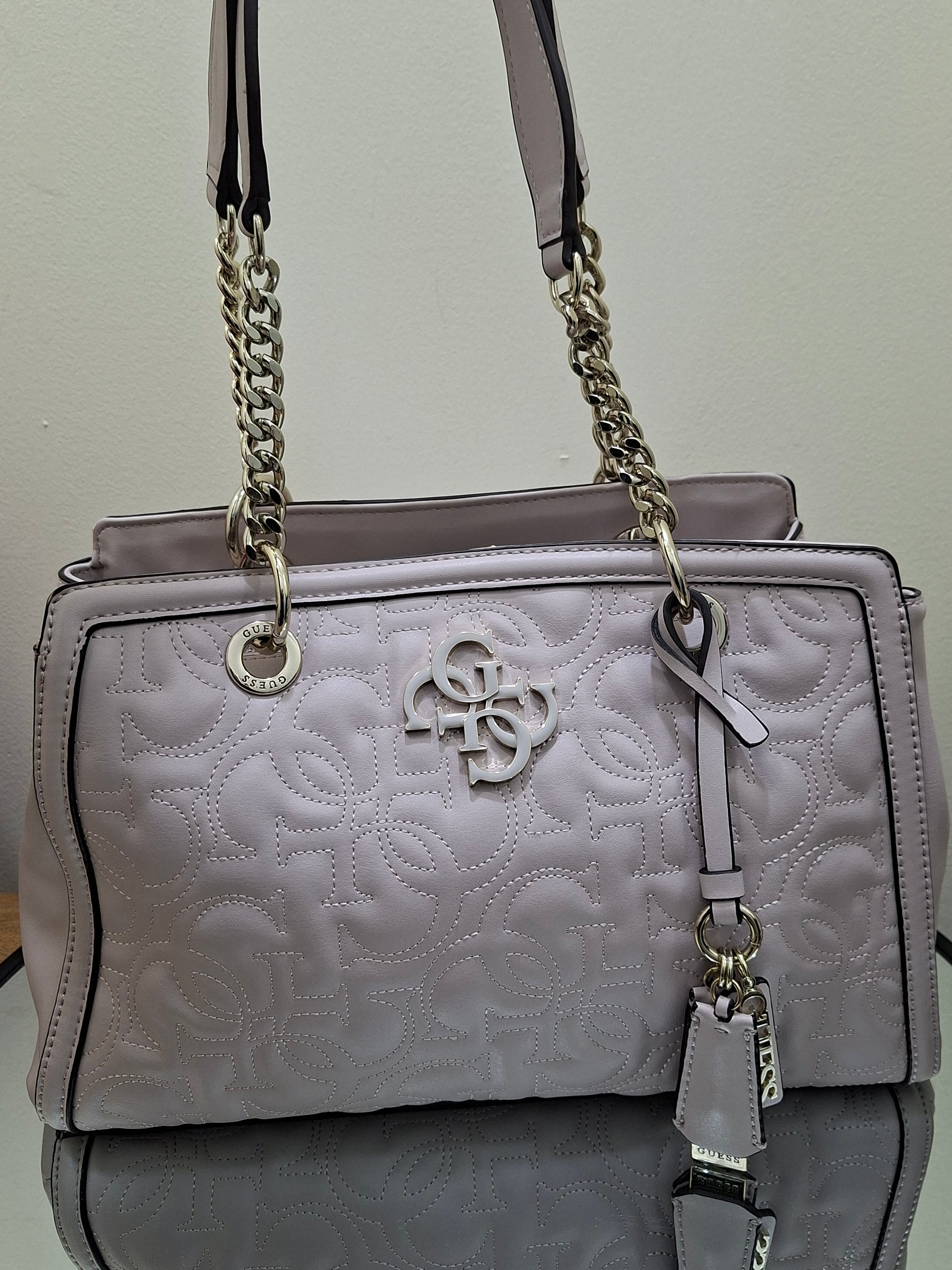 GUESS WOMENS HANDBAG- Tuape