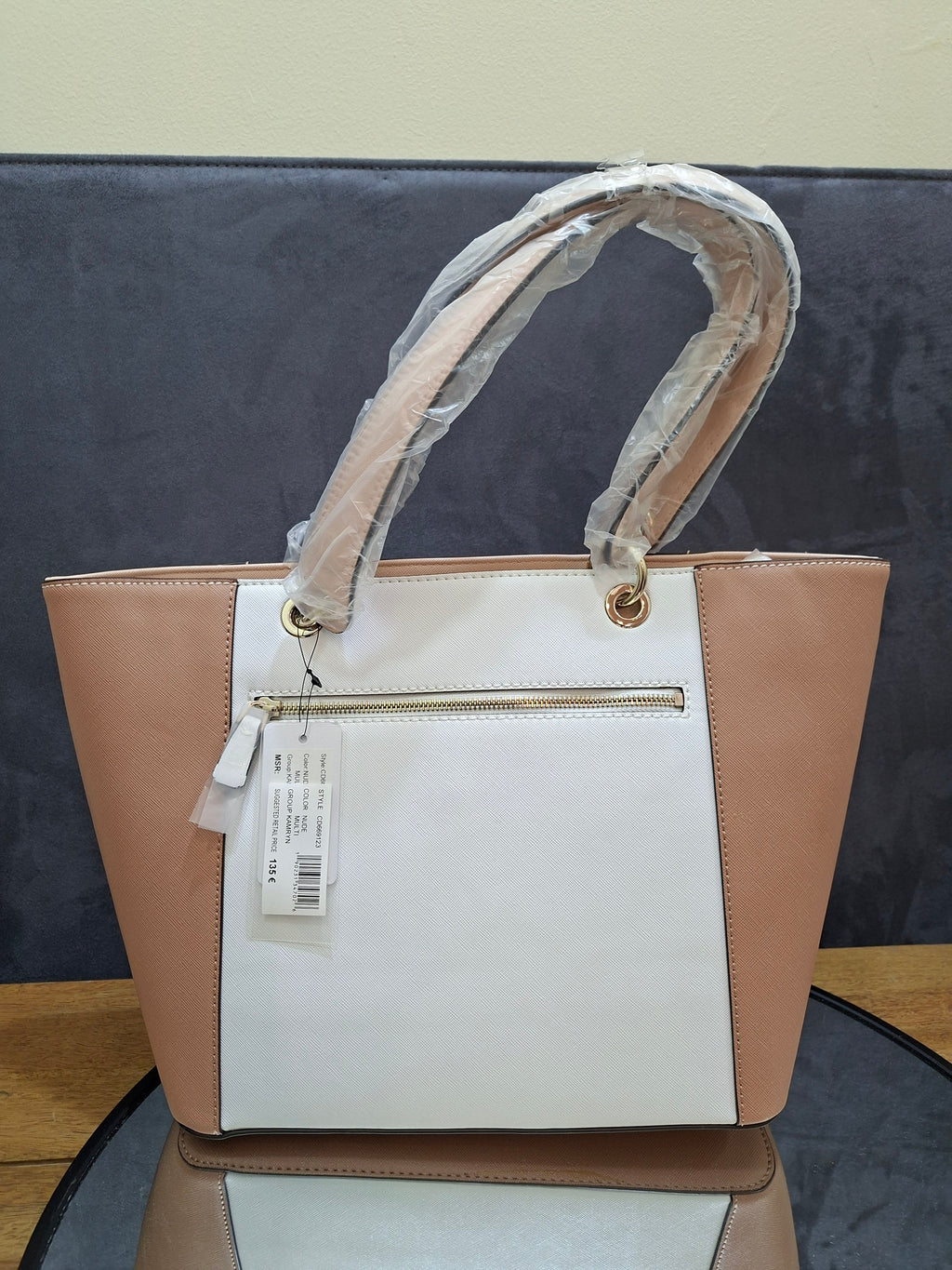 GUESS WOMENS KAMRYN HANDBAG - Nude Multi CD669123
