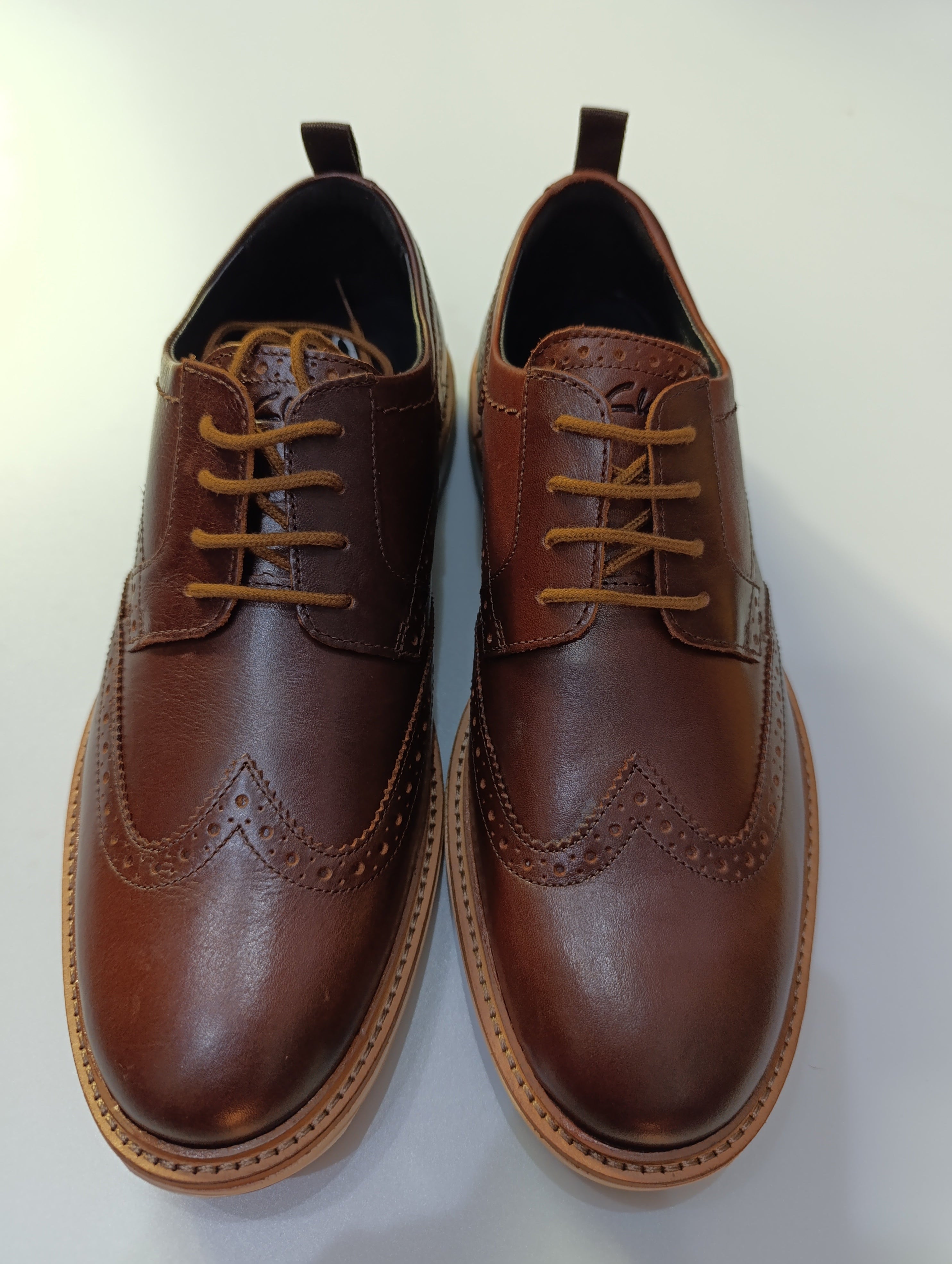 Clarks Men’s Leather Shoes – Classic Comfort Dress & Casual Footwear