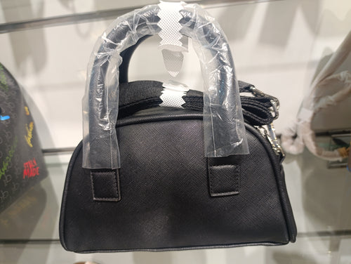 Woman's handbags