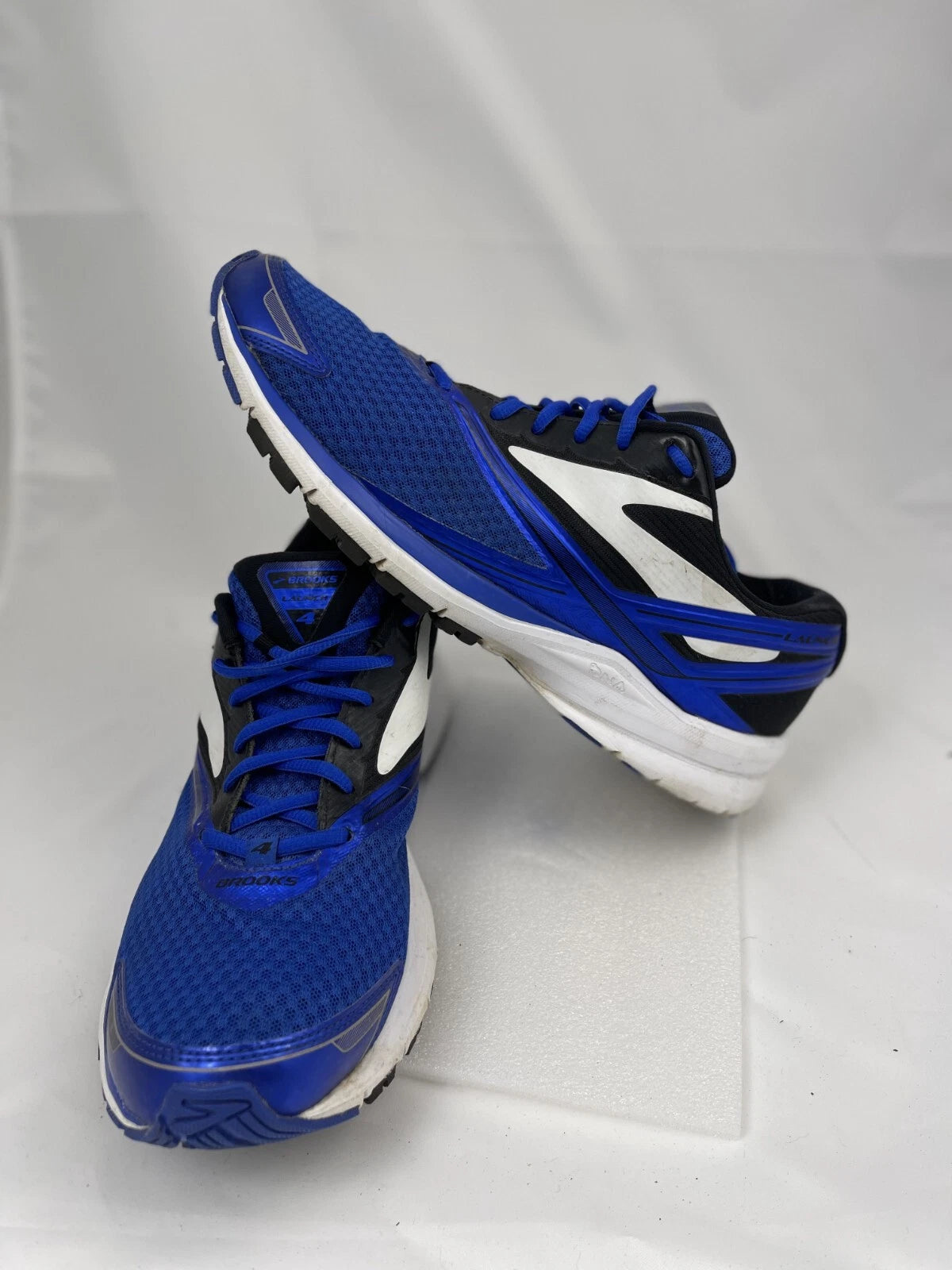 Brooks Men's Launch 4 Neutral Running Shoes Blue/Black/White