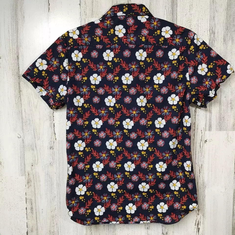 Denim & Flower Men’s Floral Short Sleeve Shirt – Stylish & Breathable