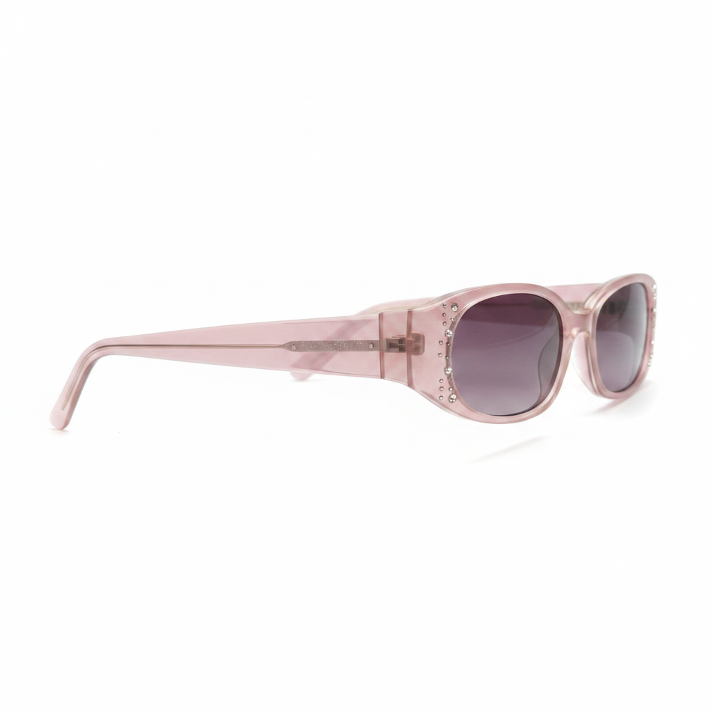 Sunglasses arm detail