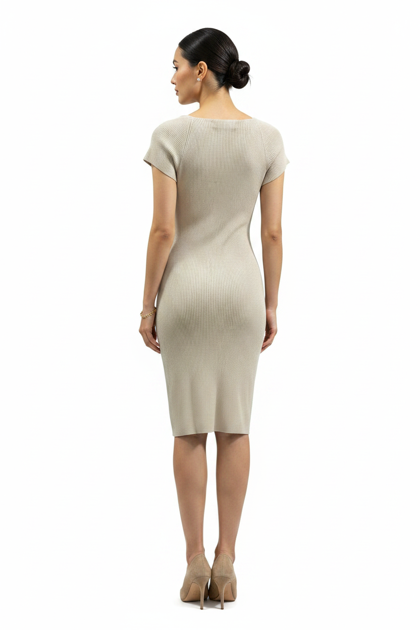 Woman wearing - Back