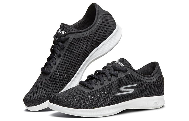 Skechers (نساء) Go Step Lite Ultrasock 'أسود أبيض' 14747-BKW